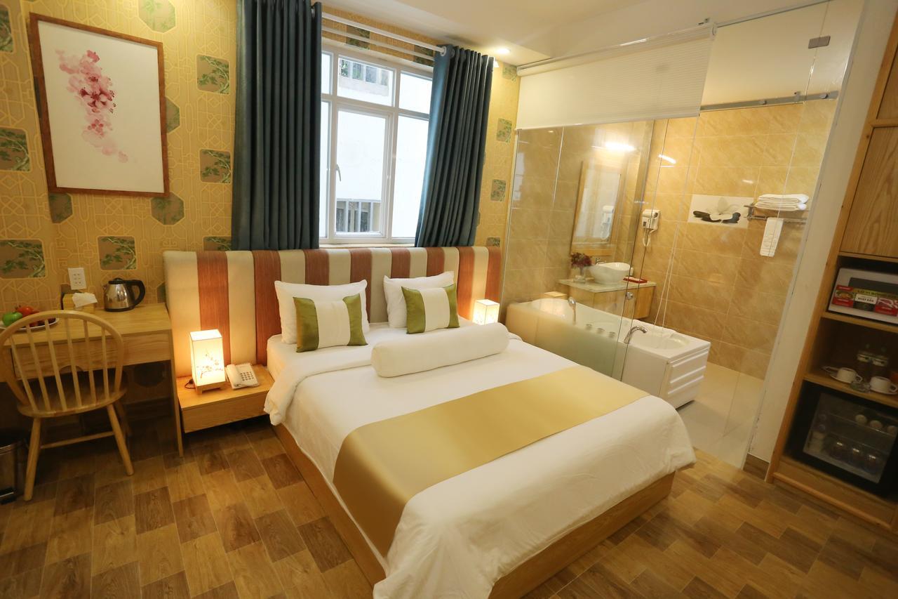 Thuy Sakura Hotel & Serviced Apartment Thành Pho Ho Chí Minh Esterno foto