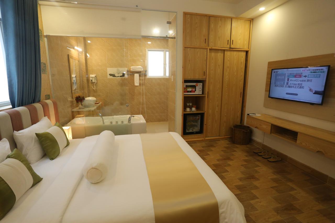 Thuy Sakura Hotel & Serviced Apartment Thành Pho Ho Chí Minh Esterno foto