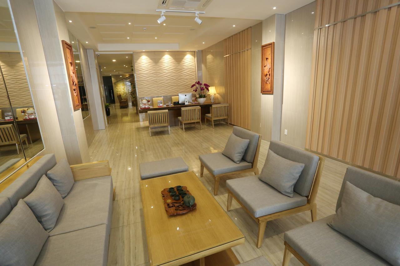 Thuy Sakura Hotel & Serviced Apartment Thành Pho Ho Chí Minh Esterno foto
