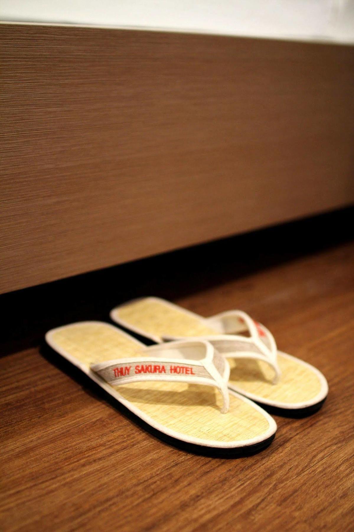 Thuy Sakura Hotel & Serviced Apartment Thành Pho Ho Chí Minh Esterno foto